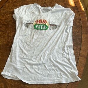 F•R•I•N•D•S tee shirt